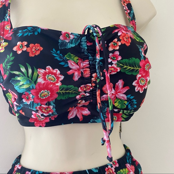 HELLO BIKINI PLUS SIZE FLORAL BATHING SUIT(RUNS VERY SMALL…MORE LIKE A LARGE) - Picture 8 of 16